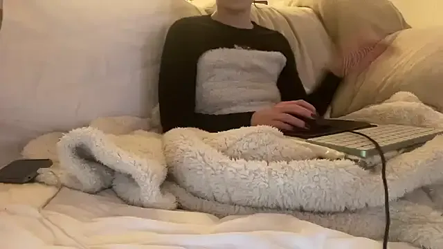 Freechat 18yoteenvirgin on StripChat