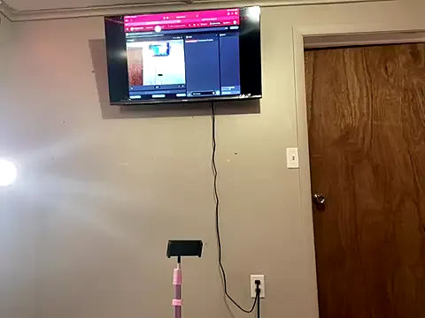 Freechat 1Lustfully_yours on StripChat