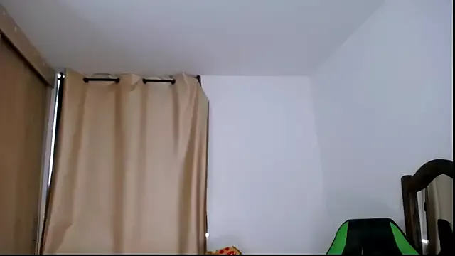 Freechat _alicia_z on StripChat