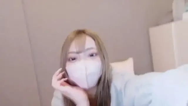 Offline _chanMOMO_ on StripChat