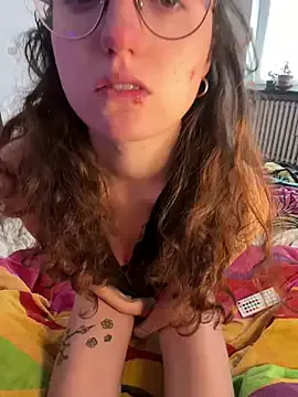 _foxygirl_ — Tolgo la gonna+ 2 min lush control