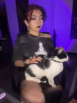 Offline _g0thiccwitch_ on StripChat