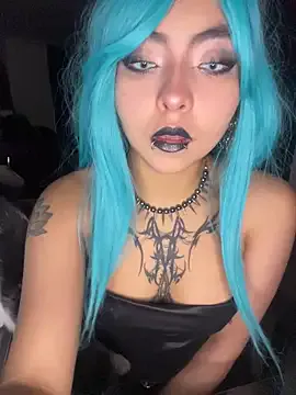 Offline _g0thiccwitch_ on StripChat