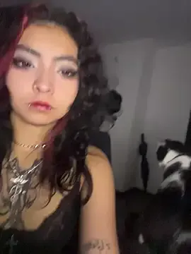 Offline _g0thiccwitch_ on StripChat