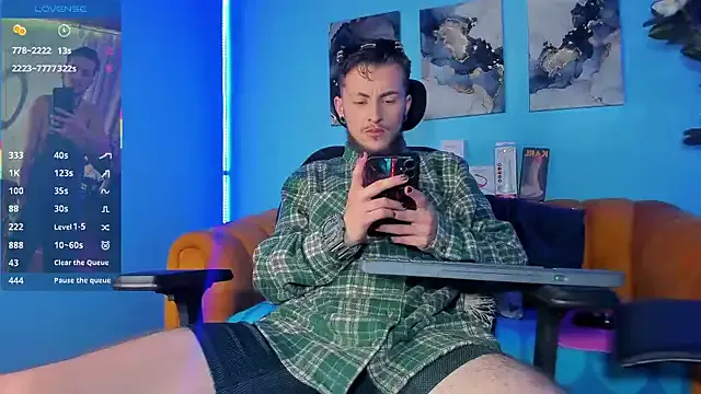 Offline _hairybeard_ on StripChat