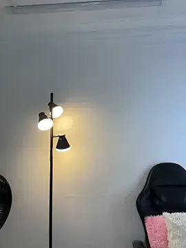 Offline _Sarita_1 on StripChat