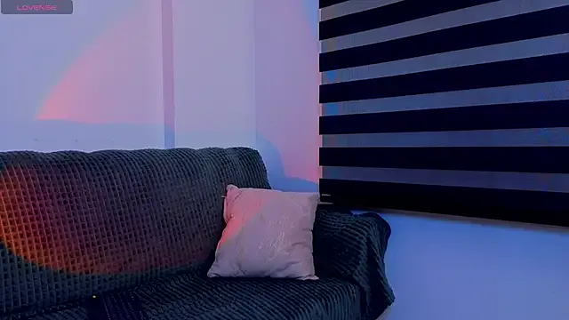 Freechat _scarletmoore on StripChat