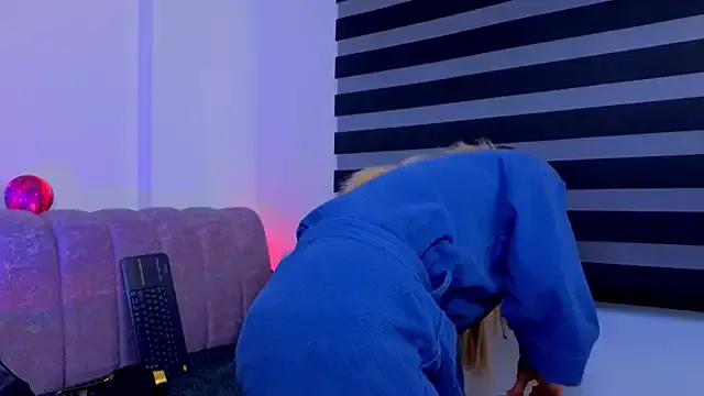 Freechat _scarletmoore on StripChat