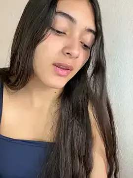 Offline _tina_9 on StripChat