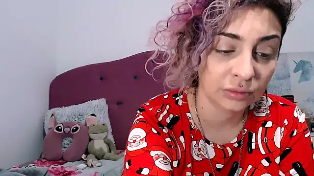AAARUNY on StripChat