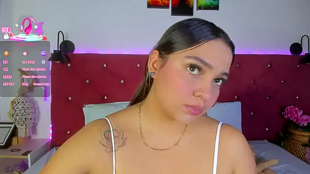 Offline Abril_Gomez06 on StripChat