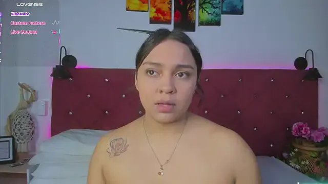 Offline Abril_Gomez06 on StripChat