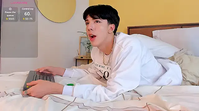 Offline AerumChae on StripChat