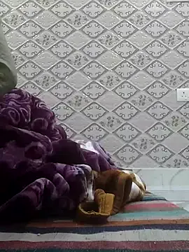 Aidakhan1212 on StripChat