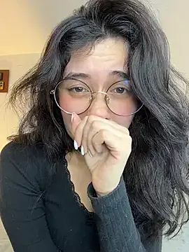 Offline AlessandraLB on StripChat