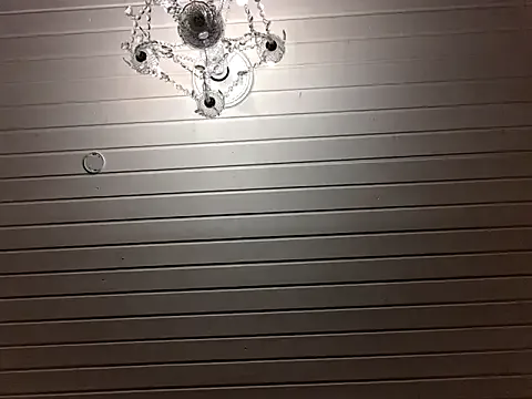 Offline Alexis21821 on StripChat