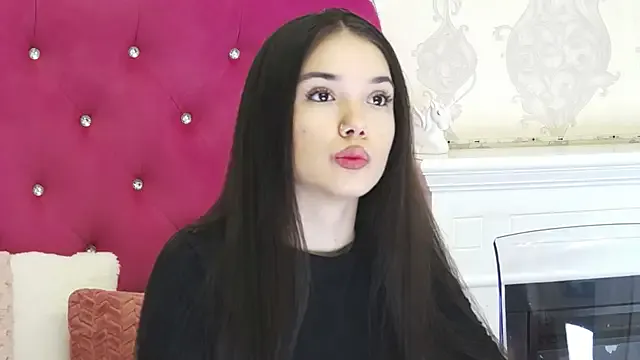 Freechat AlexisDevine on StripChat