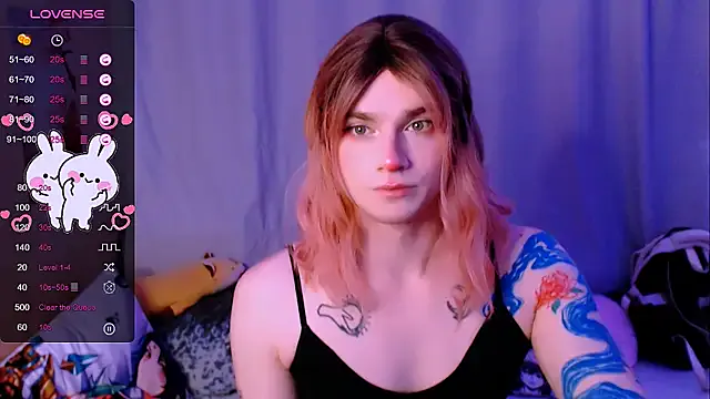 Offline Alice_Hells on StripChat