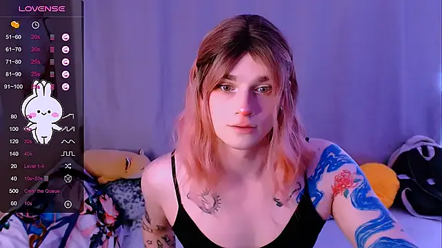 Offline Alice_Hells on StripChat