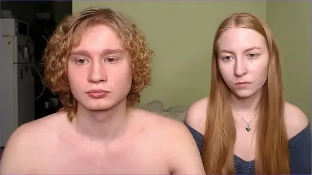 Offline AliceStoneJhonyStone on StripChat