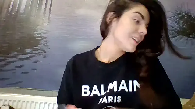 Freechat AliceTailor on StripChat