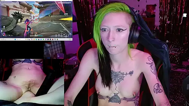 Offline alicewonder09 on StripChat