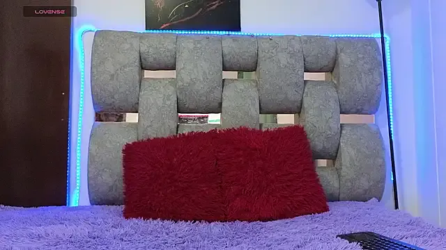 Freechat alix_kitty on StripChat