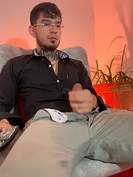 Offline Anthony-Martin on StripChat