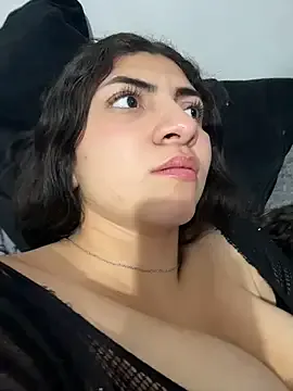 Offline arieel__722 on StripChat