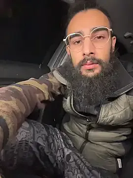 Offline Av0caT on StripChat