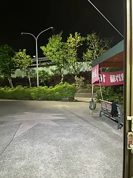 Offline Benson18y on StripChat