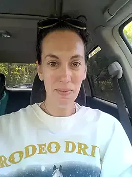 Offline BonfireBonnie on StripChat