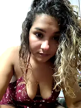 Freechat BrendaGirs on StripChat