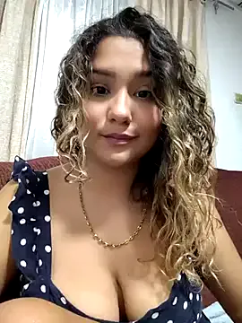 Freechat BrendaGirs on StripChat
