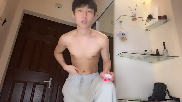 Offline Brian_Stars on StripChat