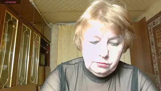 Offline Casey_peach on StripChat