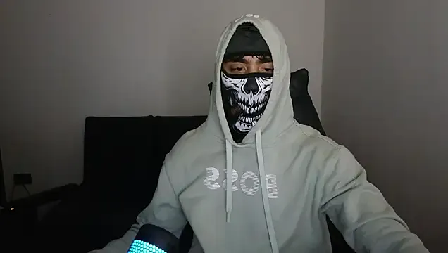 Offline cash_master888 on StripChat