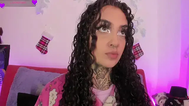 Cata_green on StripChat