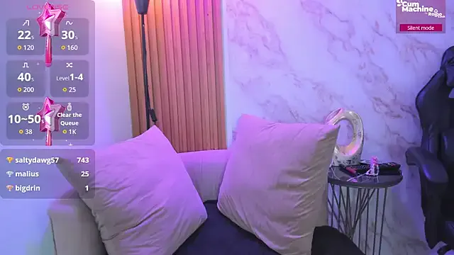 Offline celeste_collins_ on StripChat