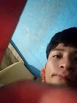 Offline chapa18 on StripChat