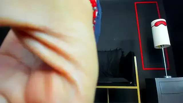 Offline CharlotteScotte on StripChat