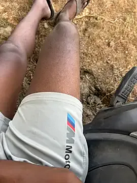 Offline chennai_sexyboy on StripChat