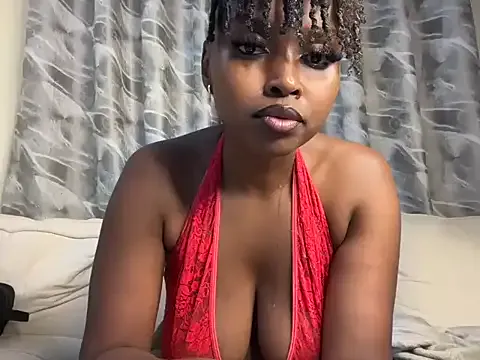 Chocolate_queen2 on StripChat