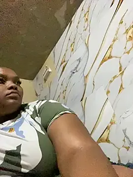 Freechat chubbybbw18 on StripChat