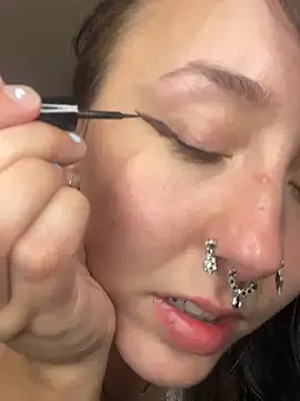 Offline clarasosaa on StripChat