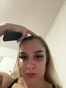 Offline CrazyJessika on StripChat