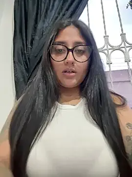 Offline croftsmila on StripChat