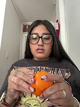 Offline croftsmila on StripChat