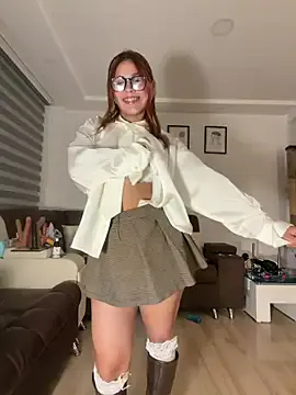 Freechat crystal_bunny7 on StripChat