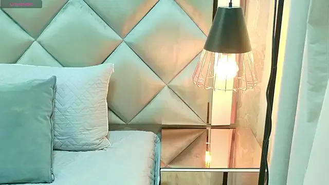 Freechat crystal_gilton on StripChat